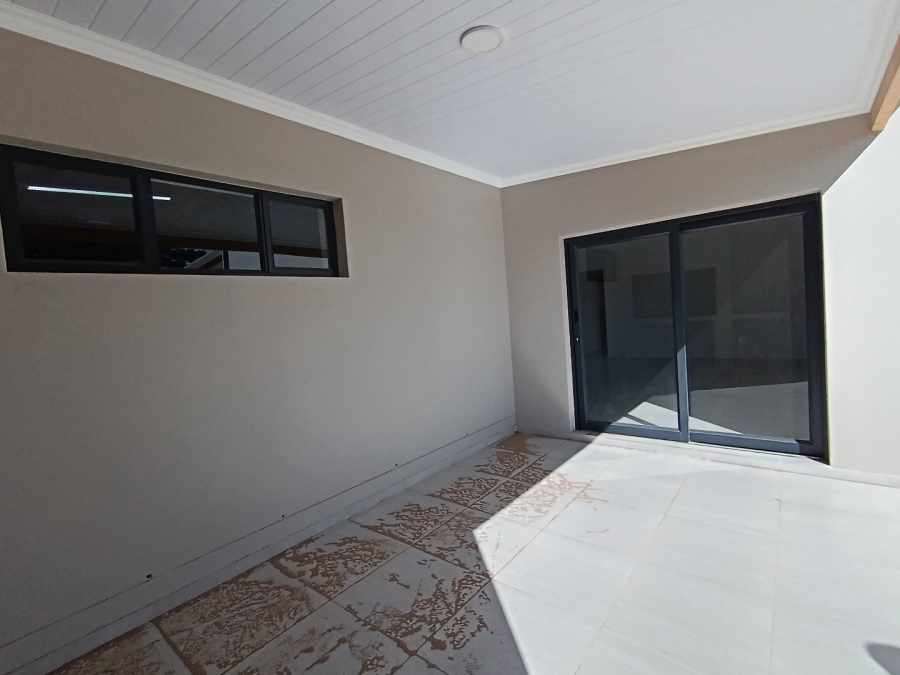 3 Bedroom Property for Sale in Reebok Western Cape